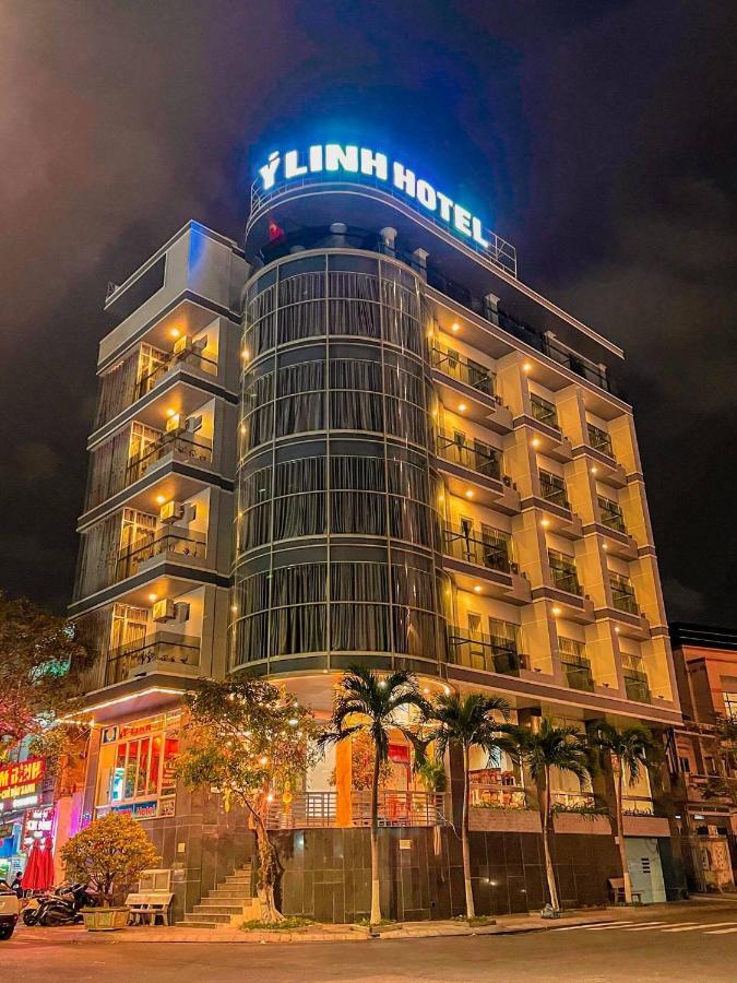 Y Linh Hotel Куинён Экстерьер фото
