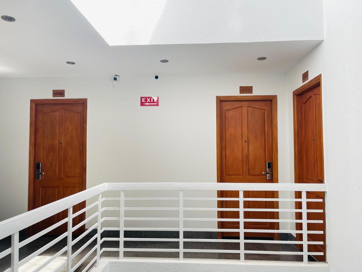 Y Linh Hotel Куинён Экстерьер фото